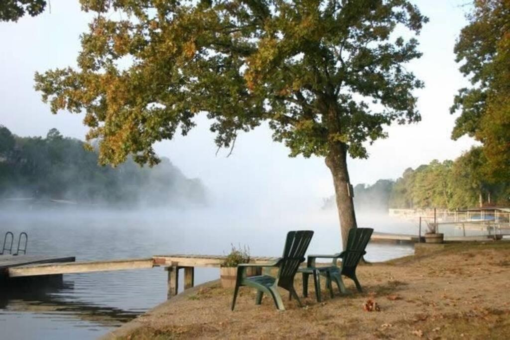 #02 - Unique Lakeside Studio Cottage- Pet Friendly Хот-Спрингс Экстерьер фото